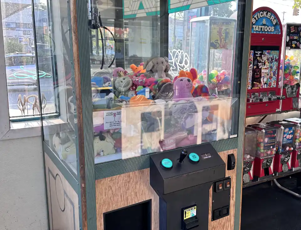 Claw Machine 001